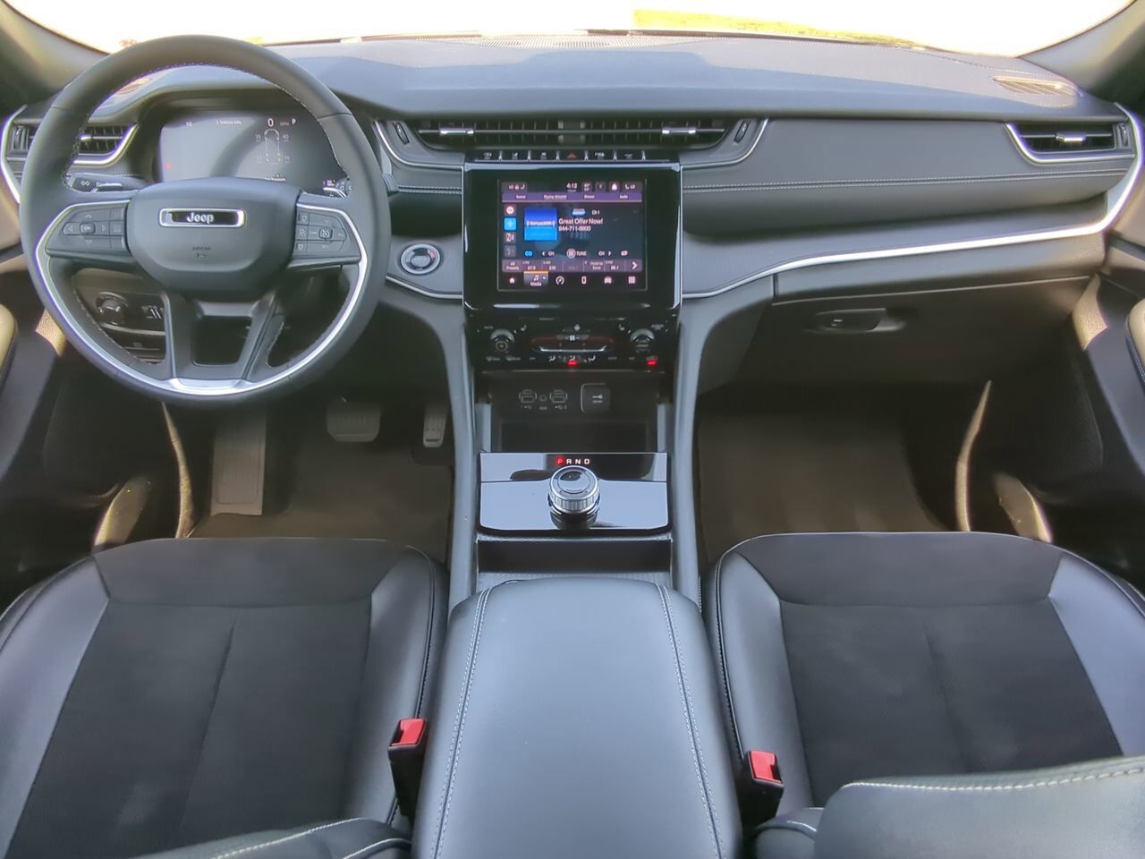 2024 Jeep Grand Cherokee L Altitude Appleton WI