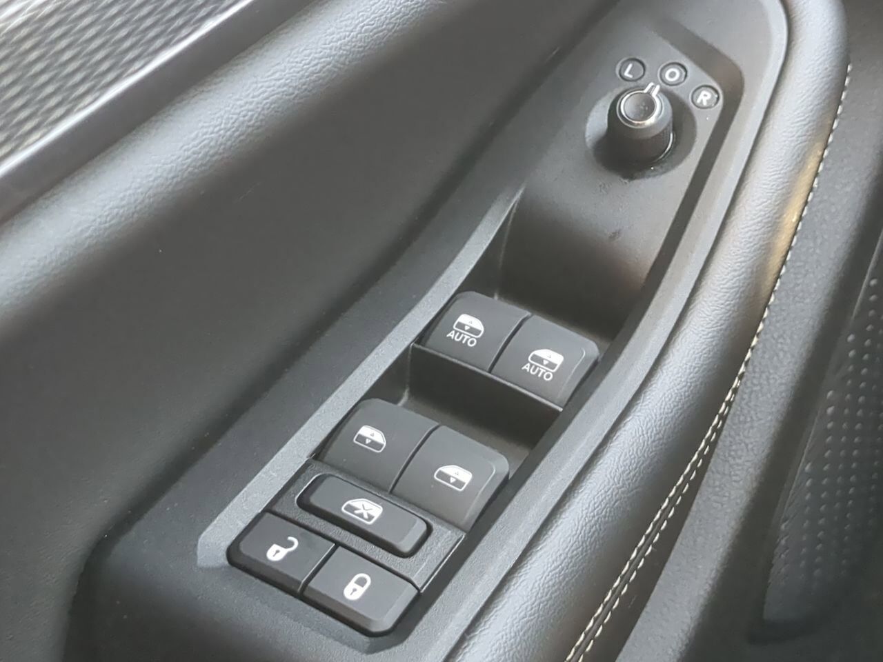 2024 Jeep Grand Cherokee L Altitude Appleton WI