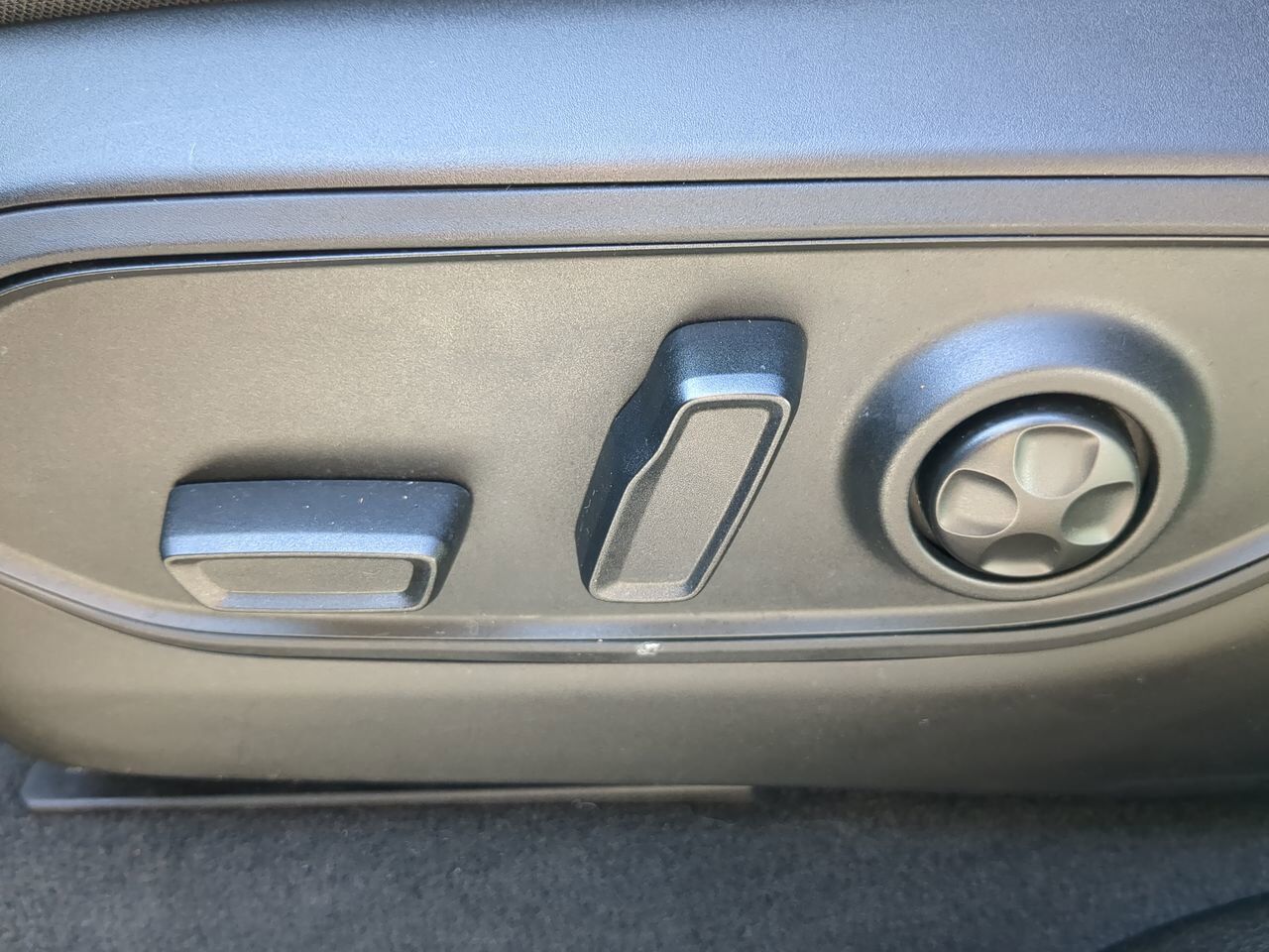 2024 Jeep Grand Cherokee L Altitude Appleton WI