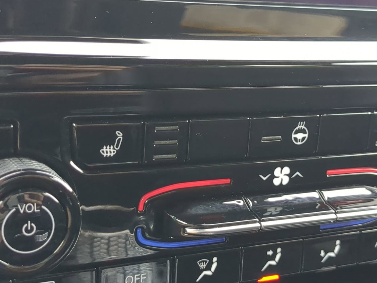 2024 Jeep Grand Cherokee L Altitude X Appleton WI