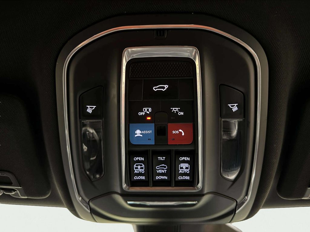 2024 Jeep Grand Cherokee L Limited w/Luxury &amp; Black Appearance Pkg San Clemente CA