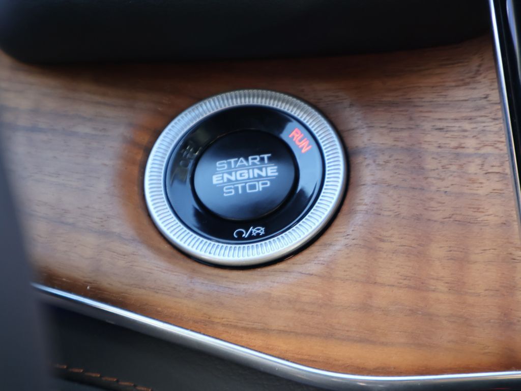 2024 Jeep Grand Cherokee L Summit