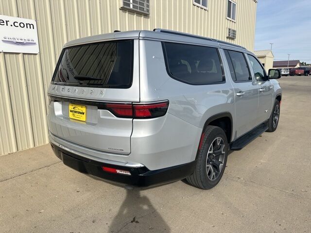 2024 Jeep Wagoneer L Series III Watertown SD 2024 Jeep Wagoneer L Series III Watertown SD