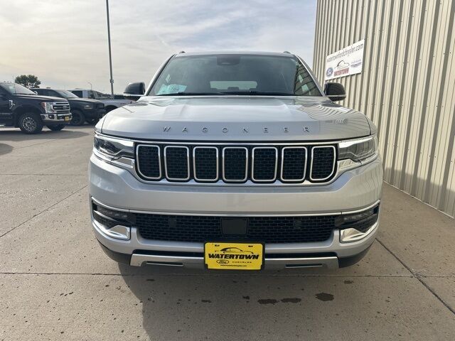 2024 Jeep Wagoneer L Series III Watertown SD 2024 Jeep Wagoneer L Series III Watertown SD