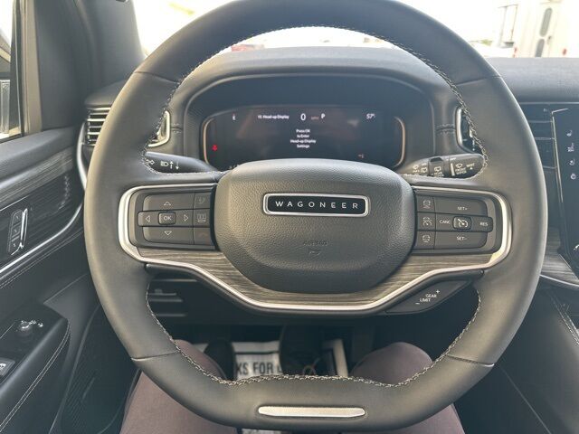 2024 Jeep Wagoneer L Series III Watertown SD 2024 Jeep Wagoneer L Series III Watertown SD