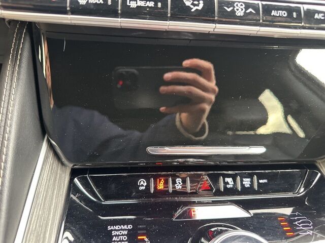 2024 Jeep Wagoneer Series III Watertown SD 2024 Jeep Wagoneer Series III Watertown SD