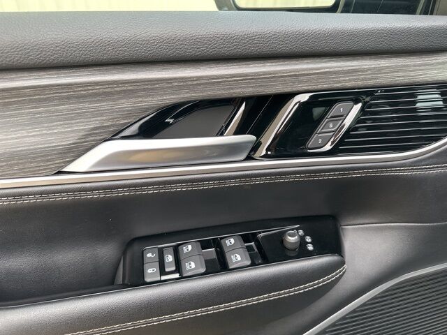 2024 Jeep Wagoneer Series III Watertown SD 2024 Jeep Wagoneer Series III Watertown SD