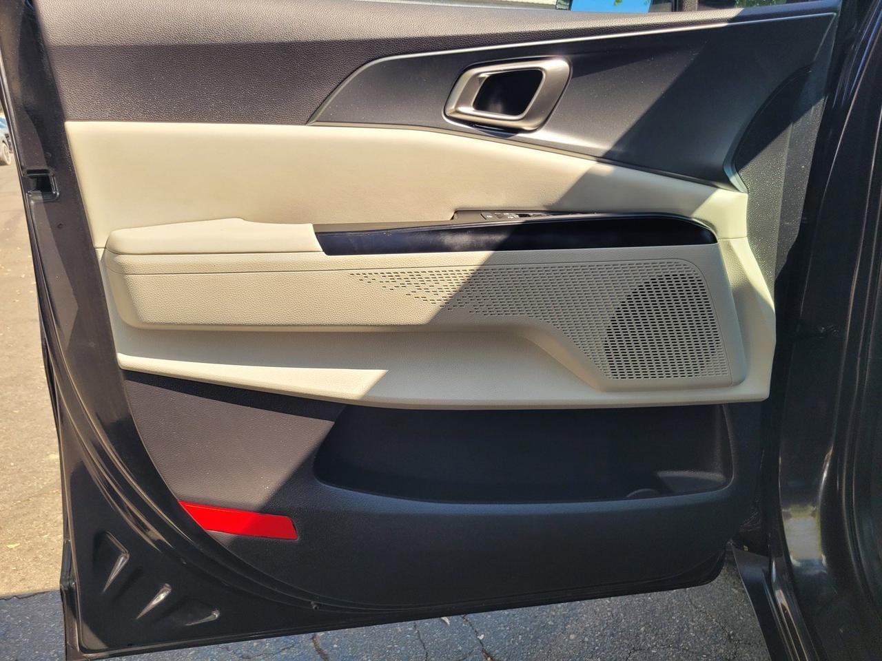 2024 KIA CARNIVAL LX Roseville CA