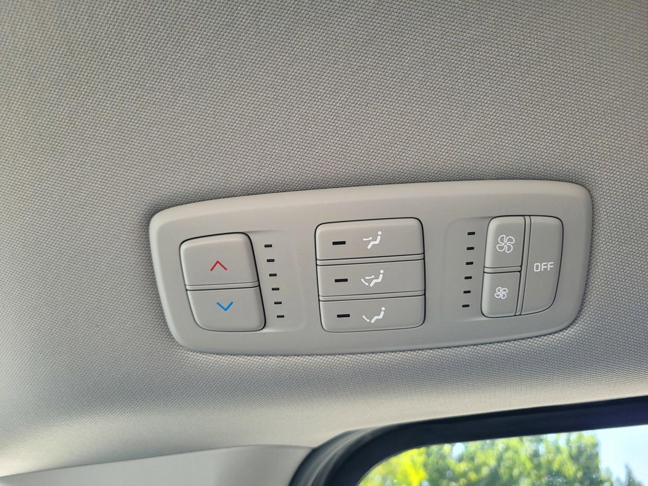 2024 KIA CARNIVAL LX Roseville CA