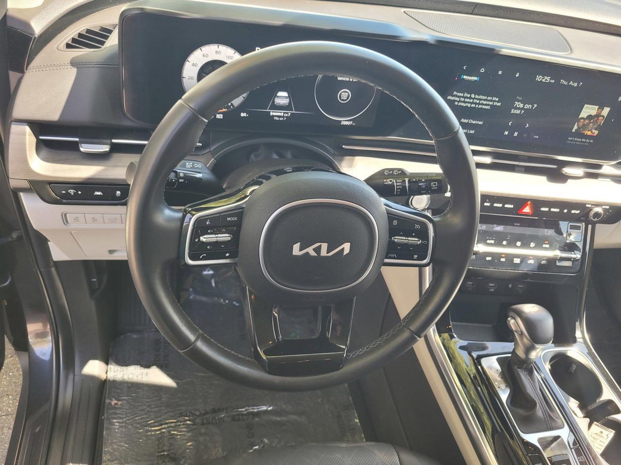 2024 KIA CARNIVAL SX Roseville CA