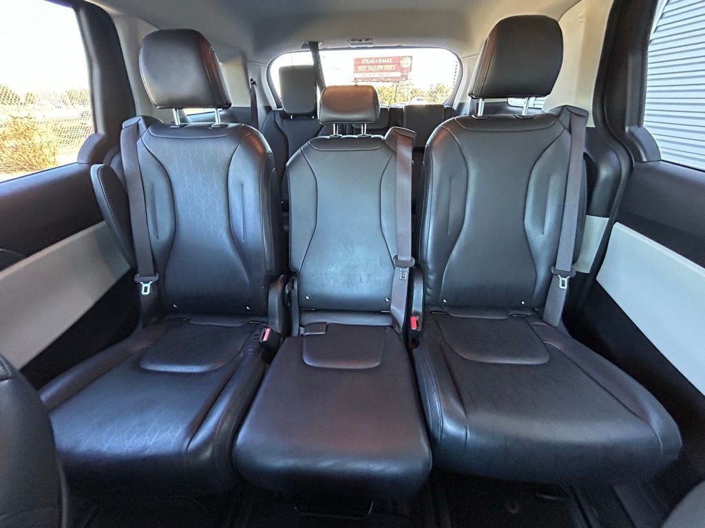 2024 Kia Carnival LX Lakeland FL