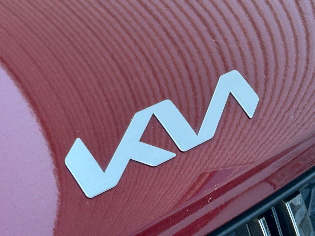 2024 Kia Carnival LX Lakeland FL