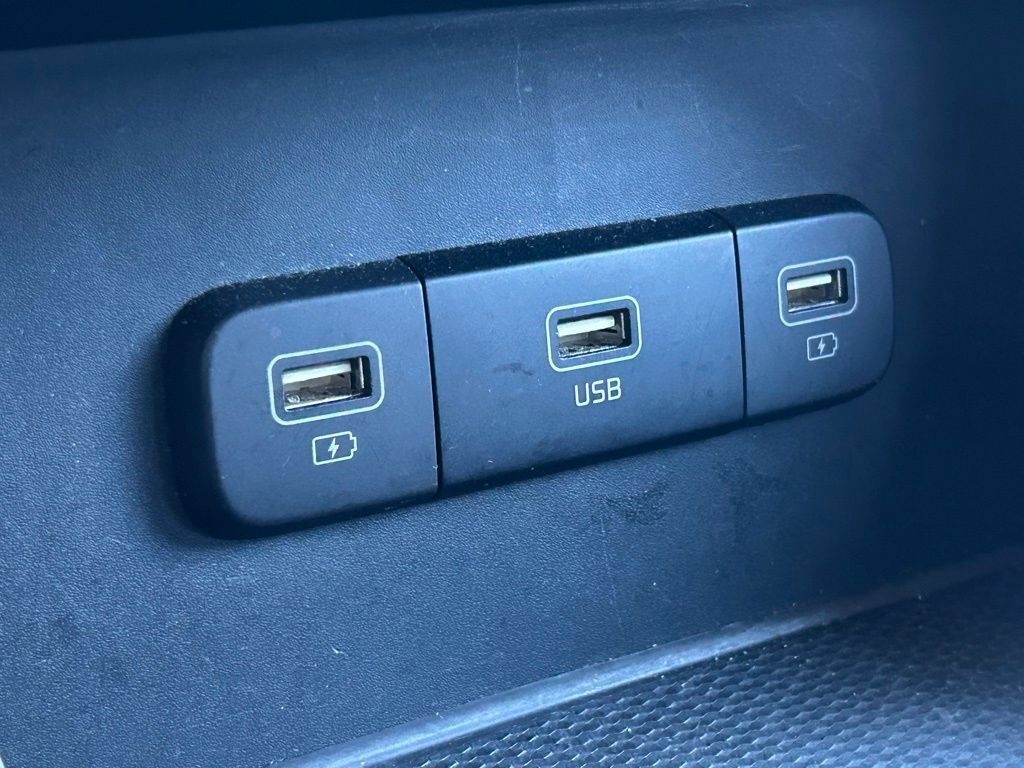 2024 Kia Carnival LX Lakeland FL