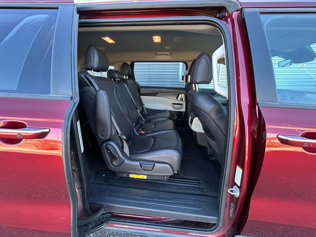 2024 Kia Carnival LX Lakeland FL