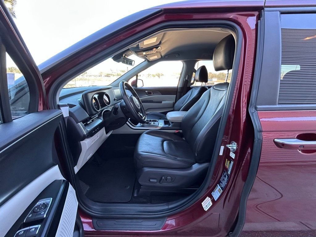 2024 Kia Carnival LX Lakeland FL