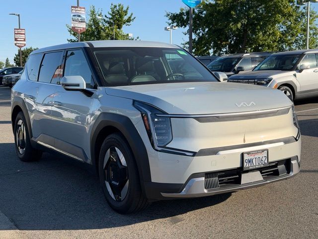 2024 Kia EV9 Light Long Range 2024 Kia EV9 Light Long Range