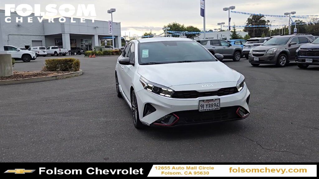 2024 Kia Forte GT-Line 2024 Kia Forte GT-Line