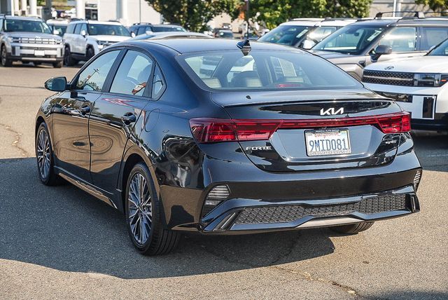 2024 Kia Forte GT-Line 2024 Kia Forte GT-Line
