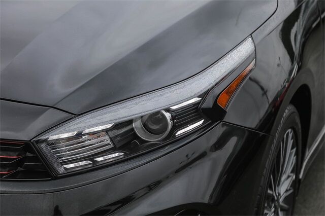 2024 Kia Forte GT-Line Glendale CA 2024 Kia Forte GT-Line Glendale CA