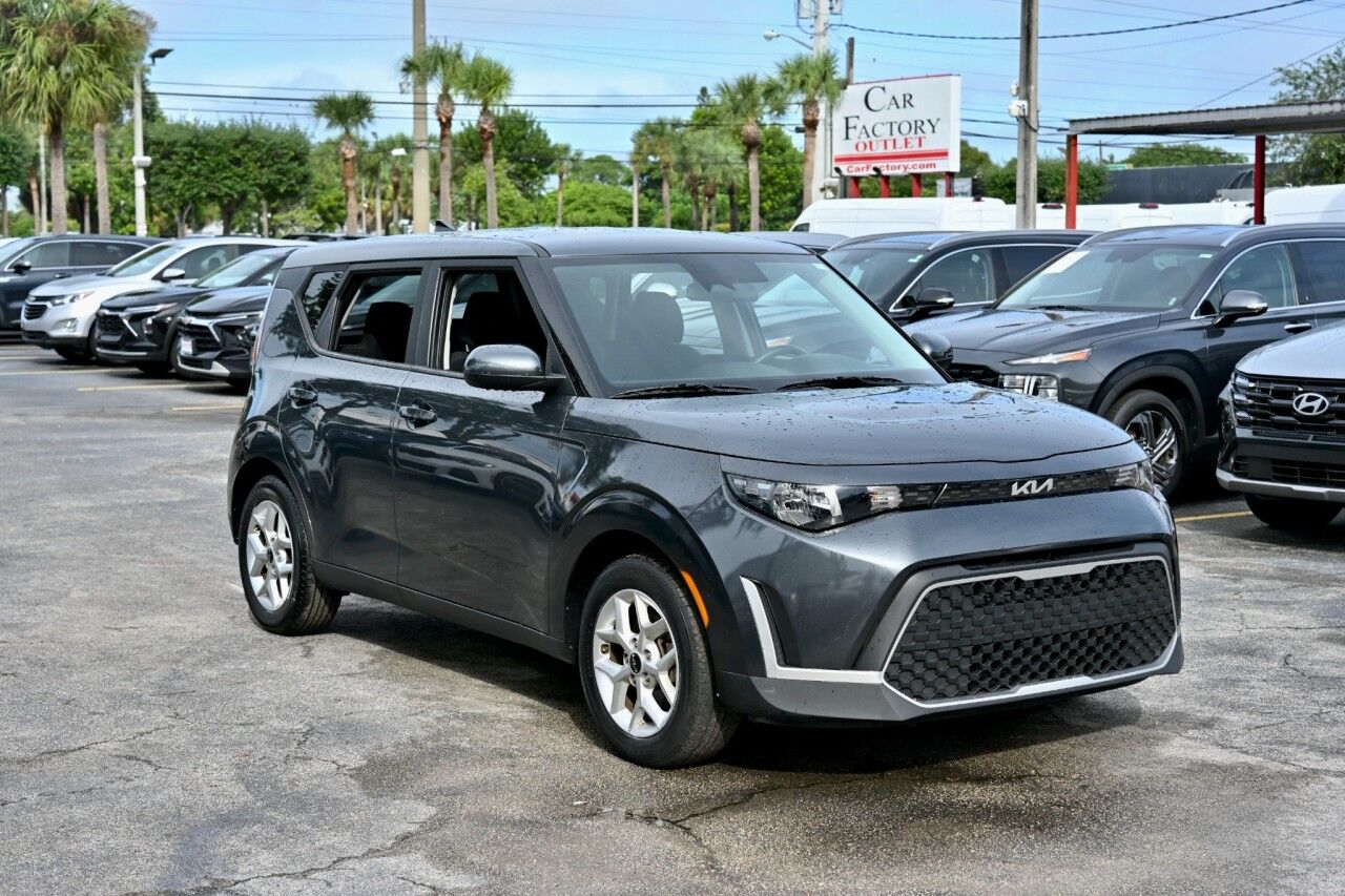 2024 Kia Soul LX