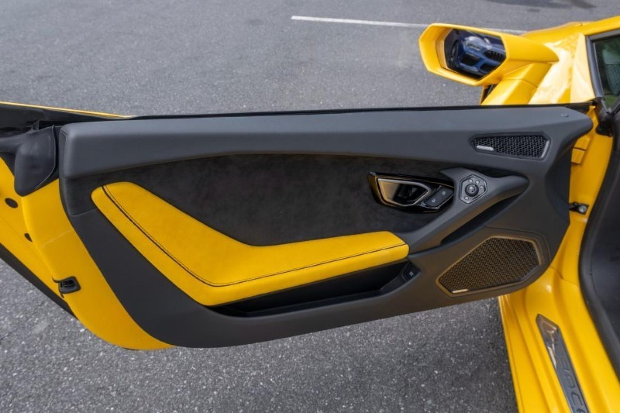 2024 Lamborghini Huracan EVO AWD Spyder Brentwood TN 2024 Lamborghini Huracan EVO AWD Spyder Brentwood TN