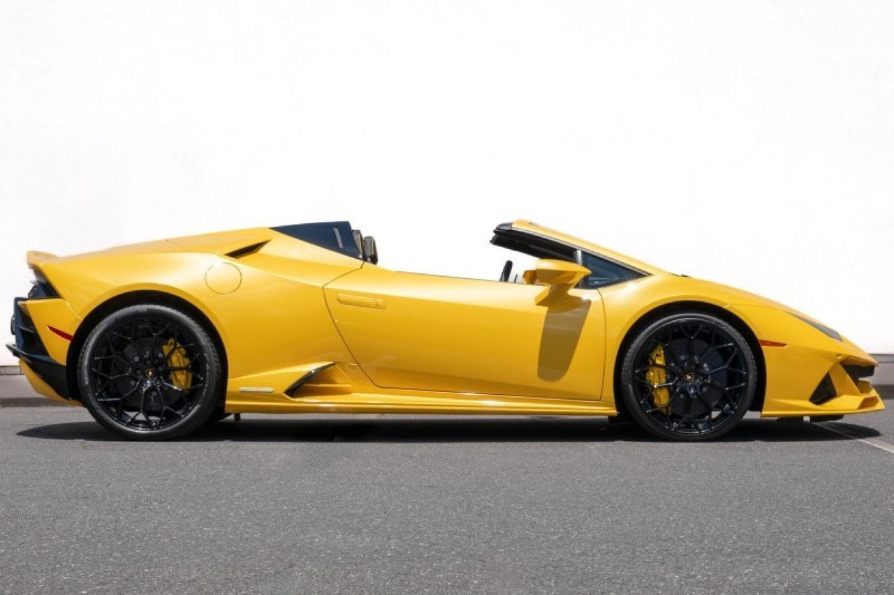 2024 Lamborghini Huracan EVO AWD Spyder Brentwood TN 2024 Lamborghini Huracan EVO AWD Spyder Brentwood TN