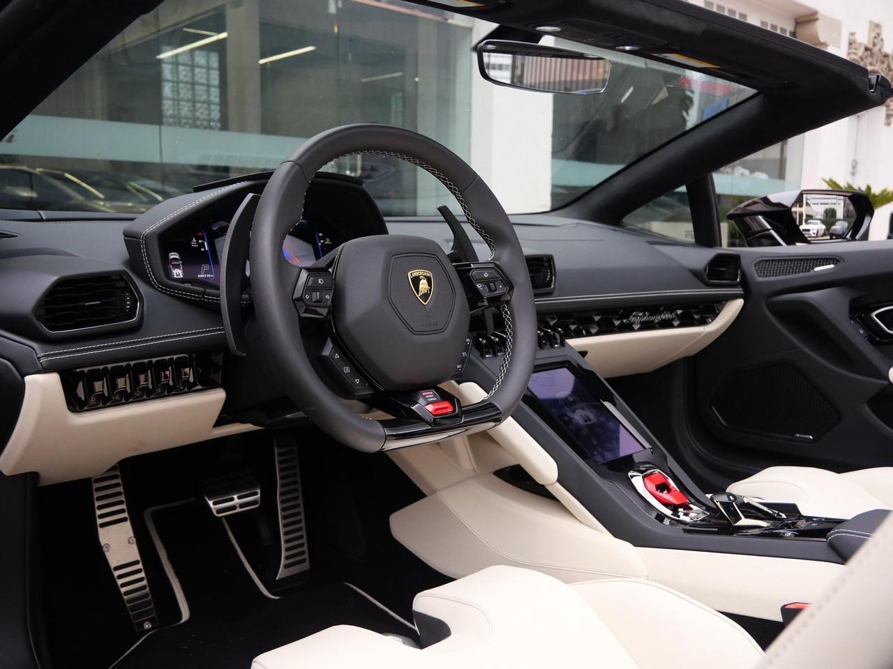 2024 Lamborghini Huracan EVO Base Base Lawrence KS