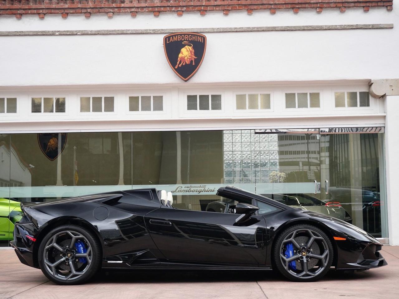 2024 Lamborghini Huracan EVO Base Base