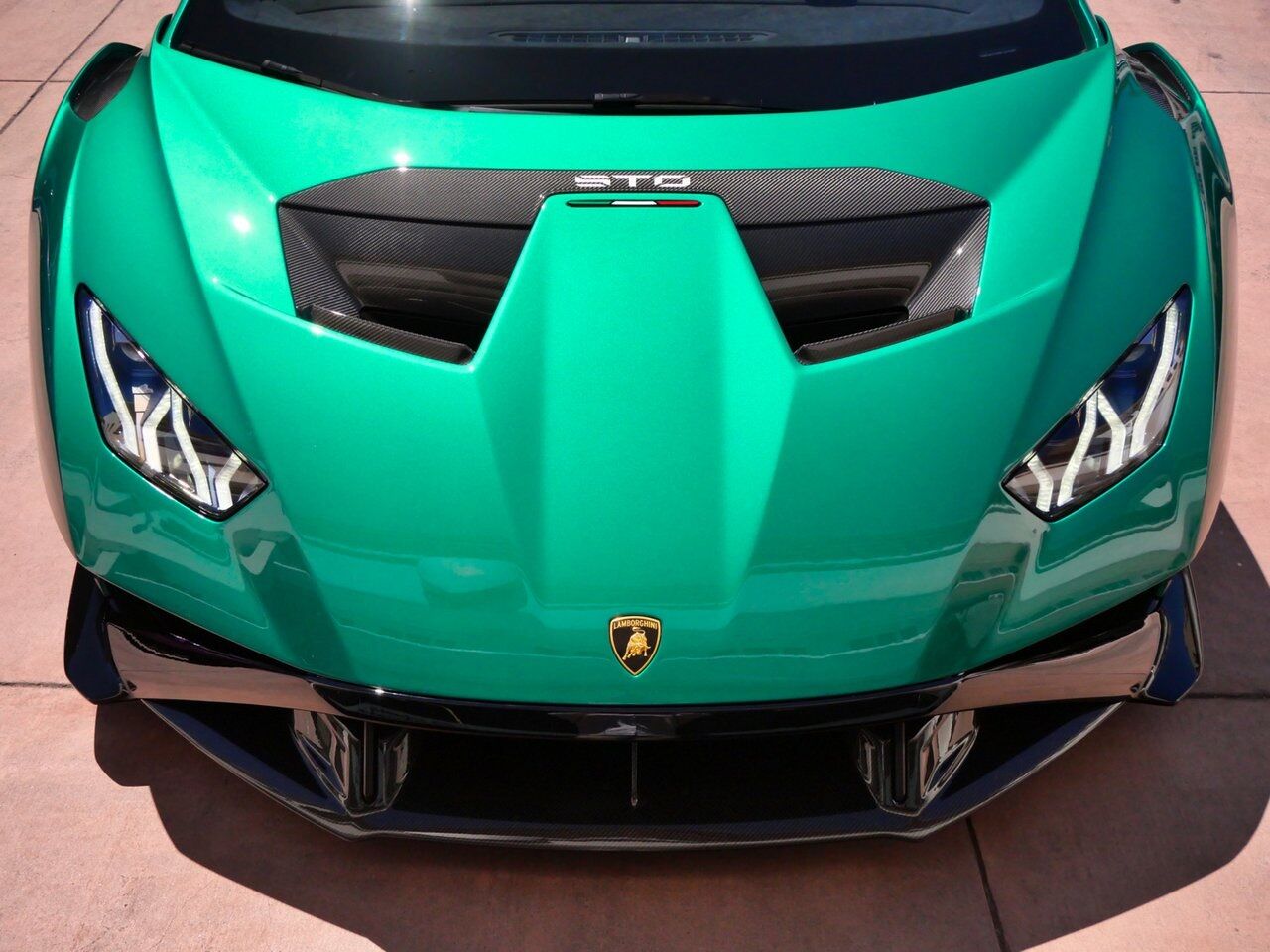 2024 Lamborghini Huracan STO Base Base Lawrence KS