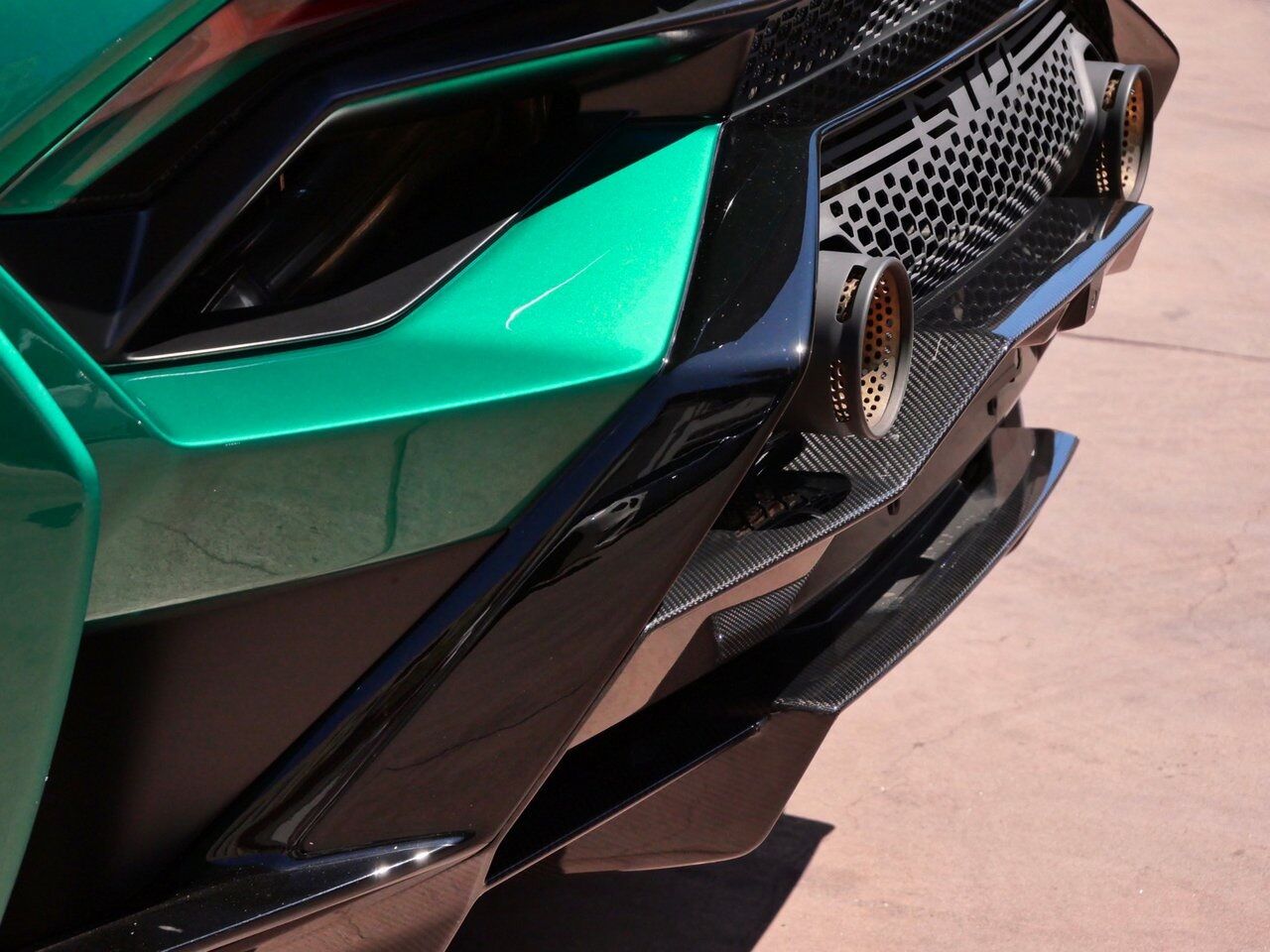 2024 Lamborghini Huracan STO Base Base Lawrence KS