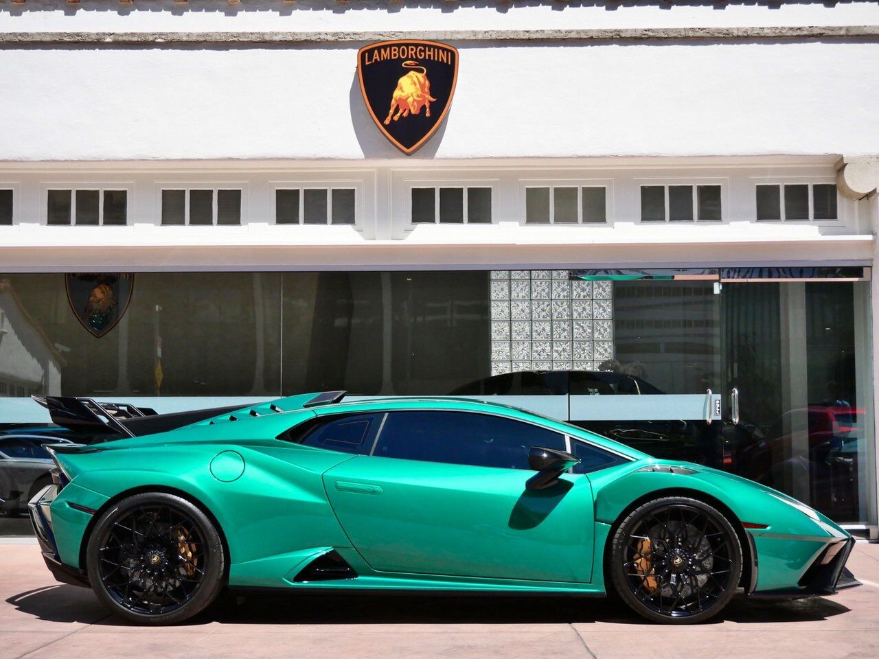 2024 Lamborghini Huracan STO Base Base Lawrence KS