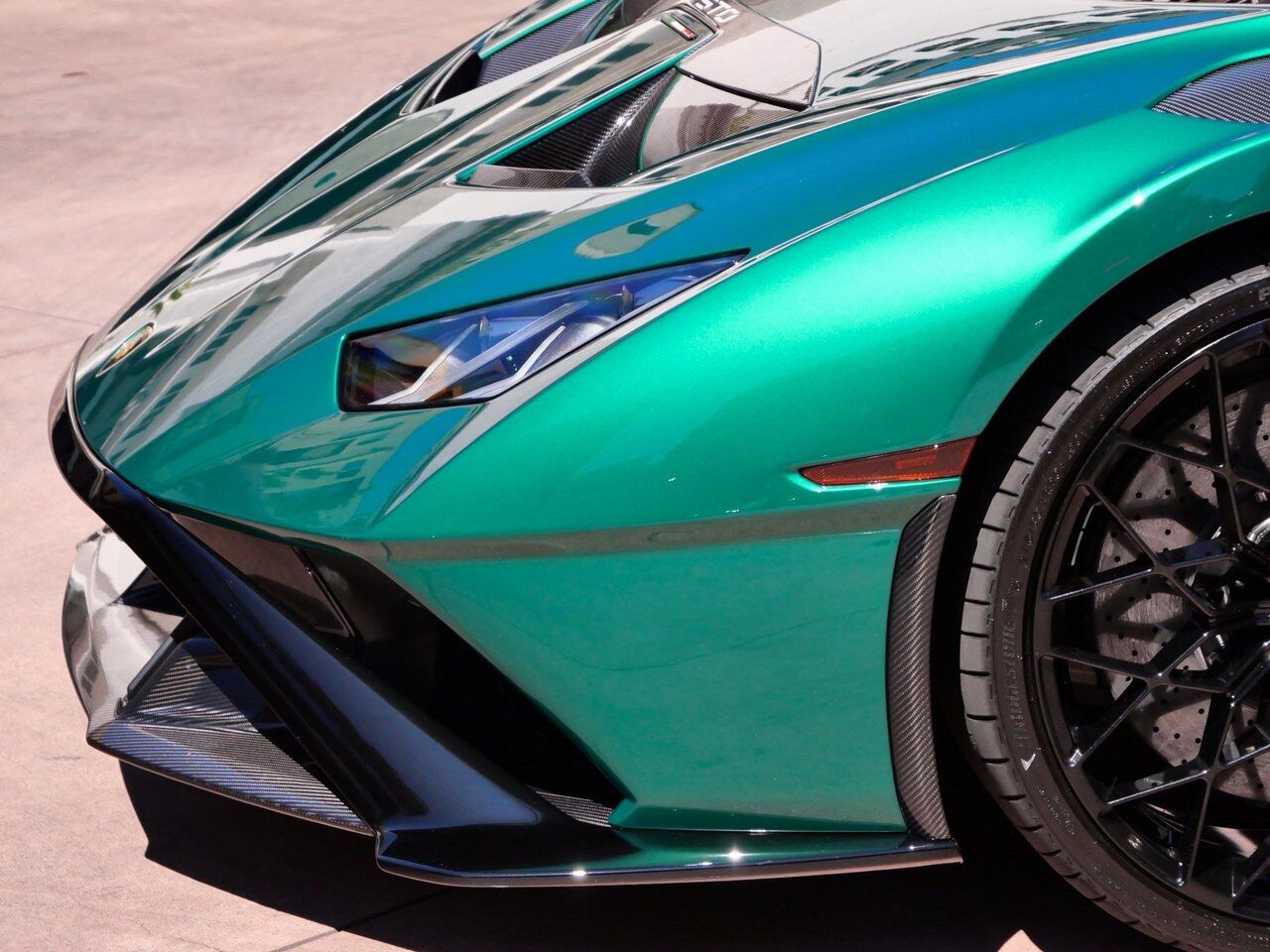 2024 Lamborghini Huracan STO Base Base Lawrence KS