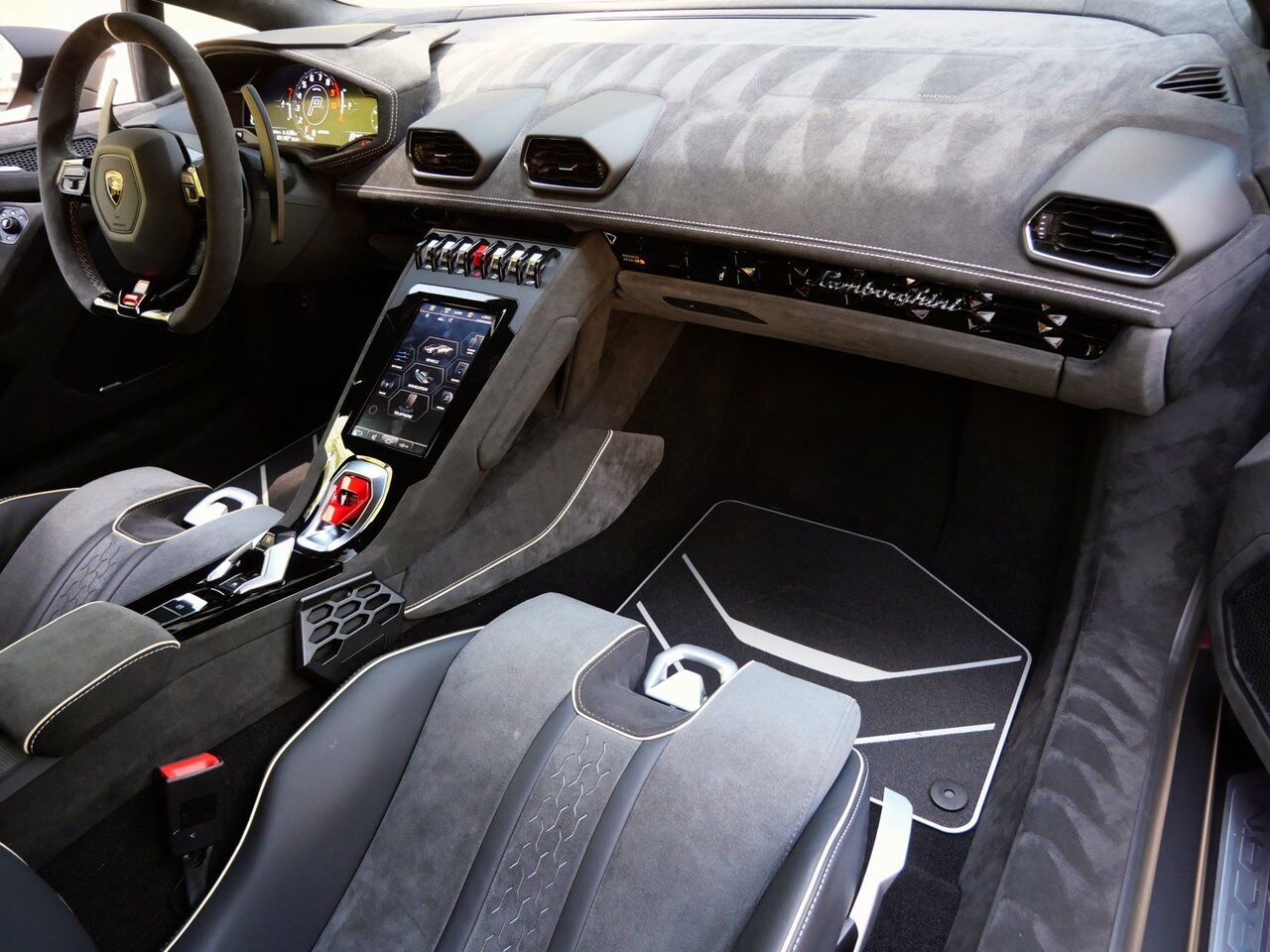 2024 Lamborghini Huracan Sterrato Base Base Lawrence KS