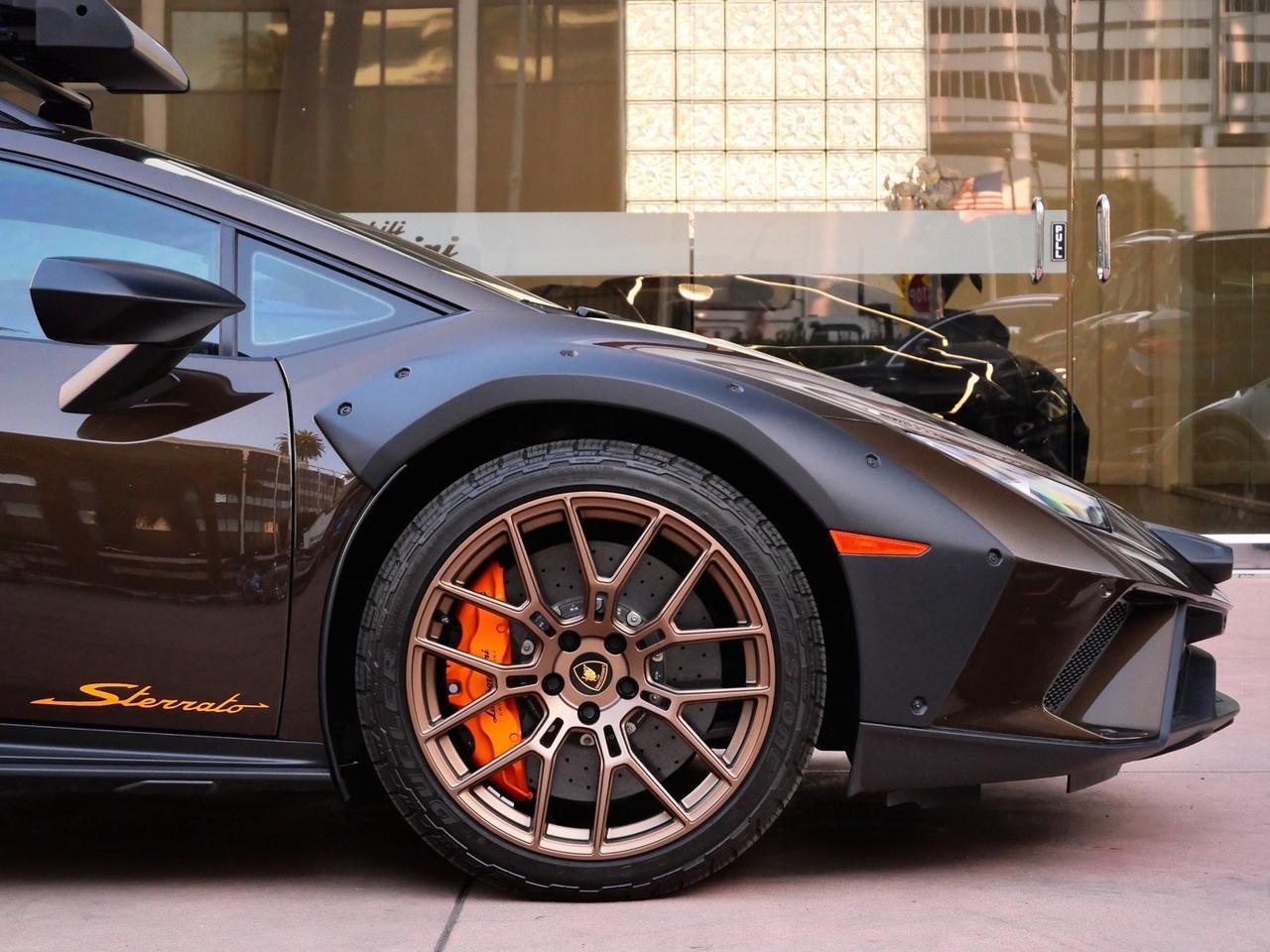 2024 Lamborghini Huracan Sterrato Base Base Lawrence KS