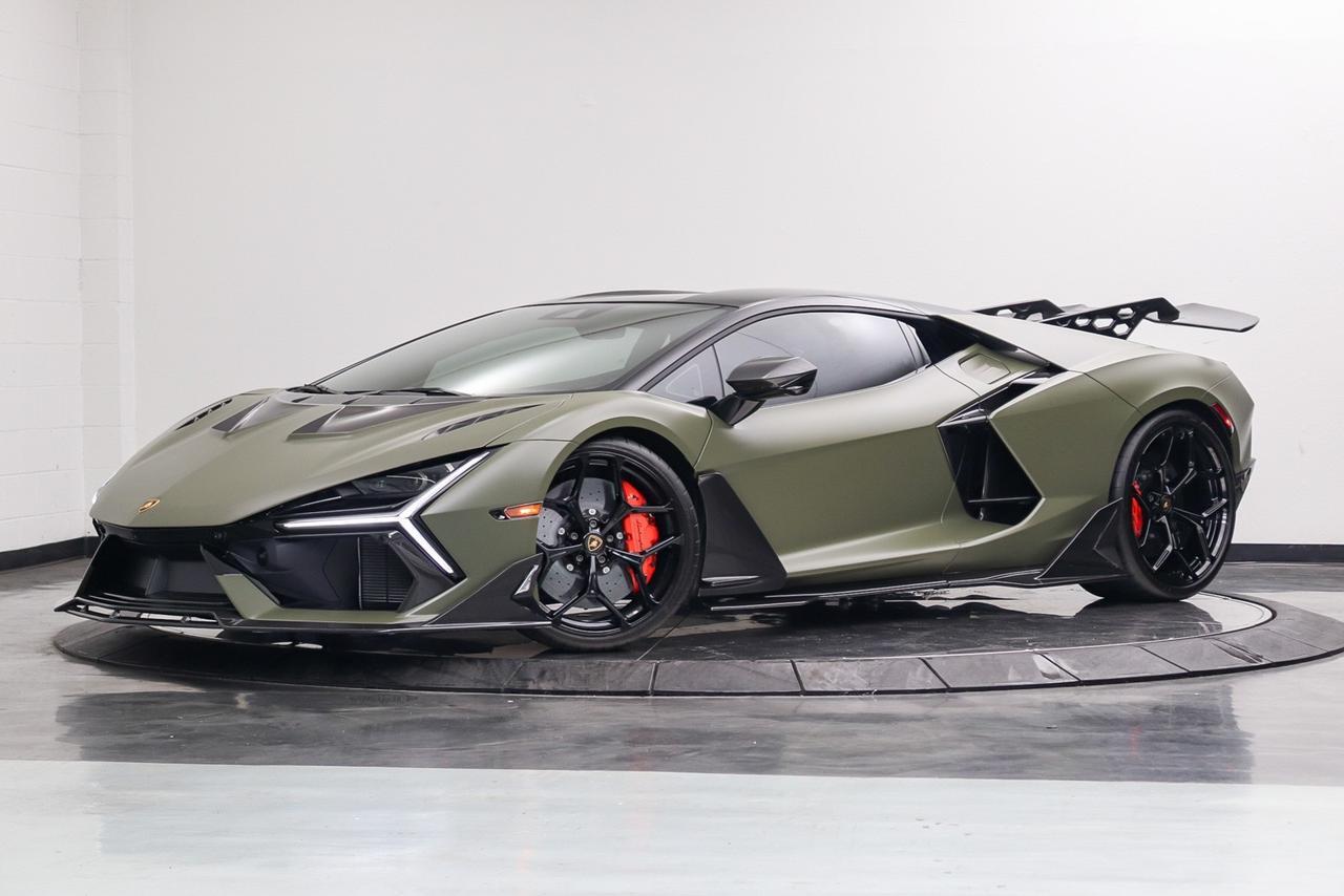2024 Lamborghini Revuelto Newport Beach CA 2024 Lamborghini Revuelto Newport Beach CA