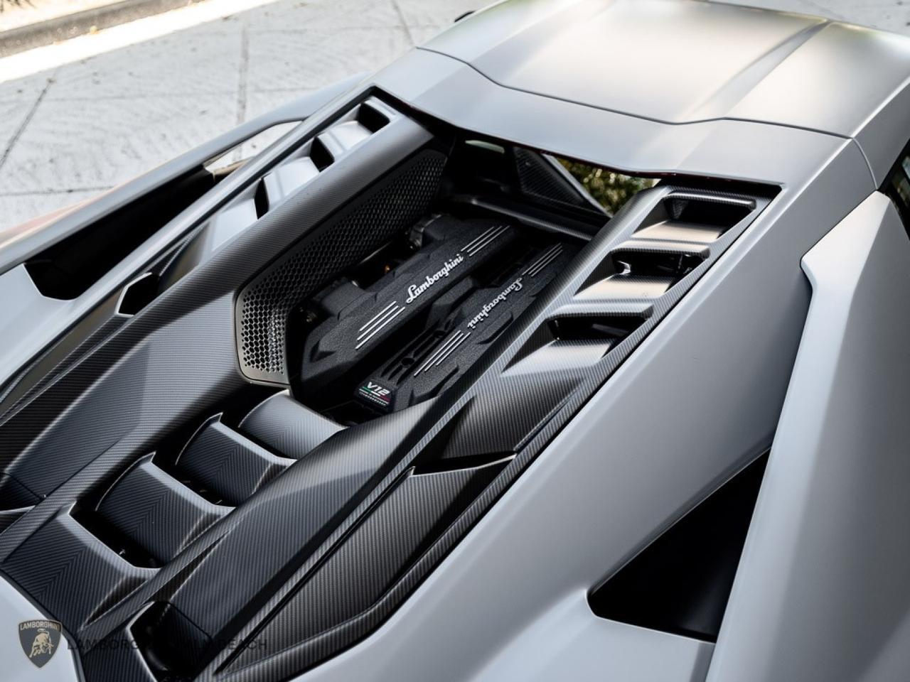 2024 Lamborghini Revuelto West Palm Beach FL