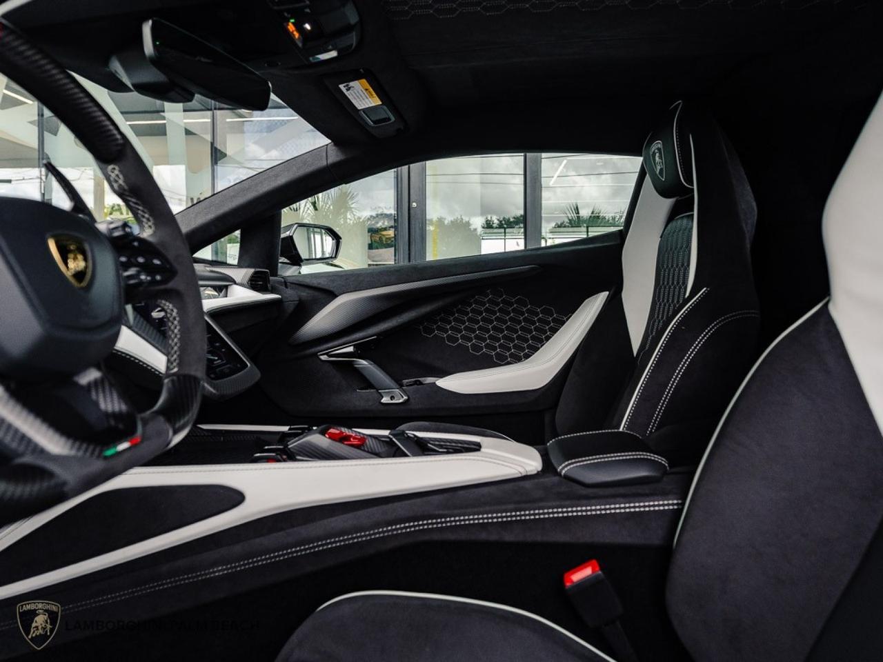 2024 Lamborghini Revuelto West Palm Beach FL
