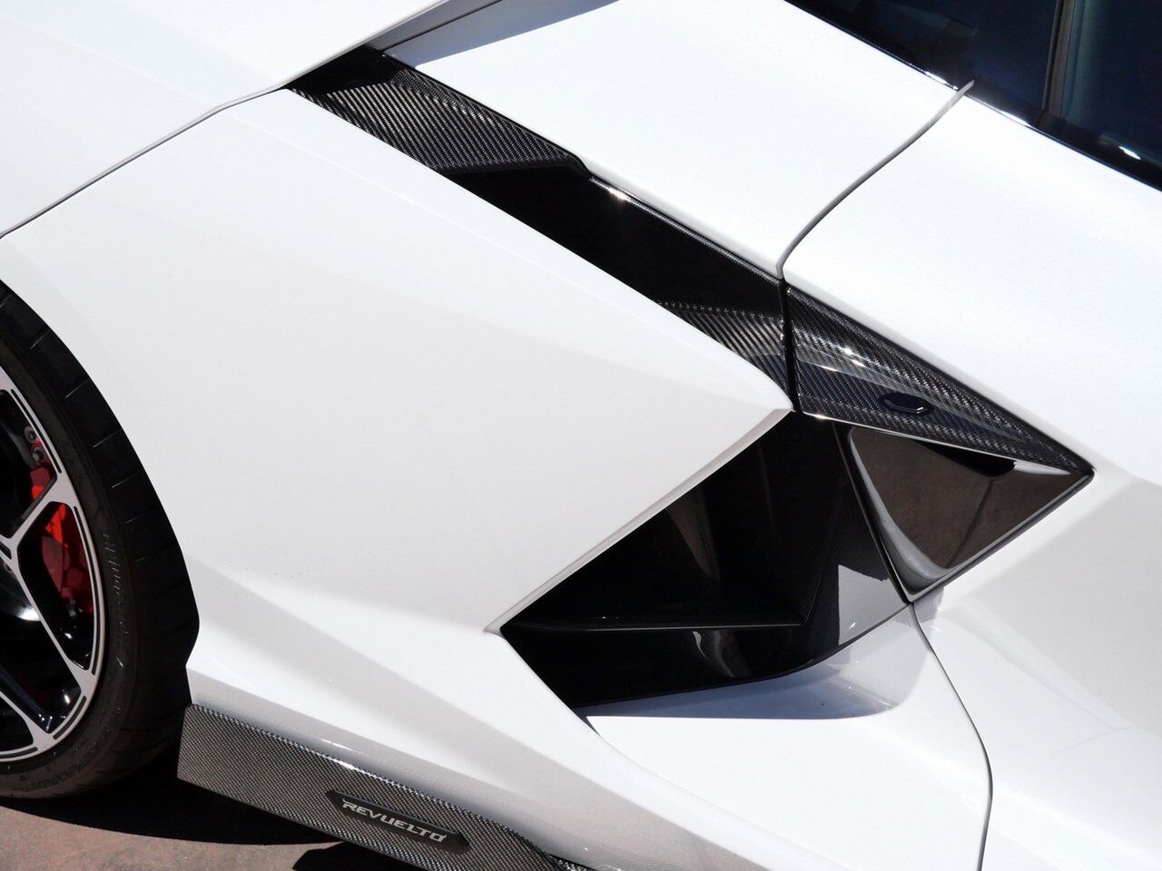 2024 Lamborghini Revuelto Base Base Lawrence KS