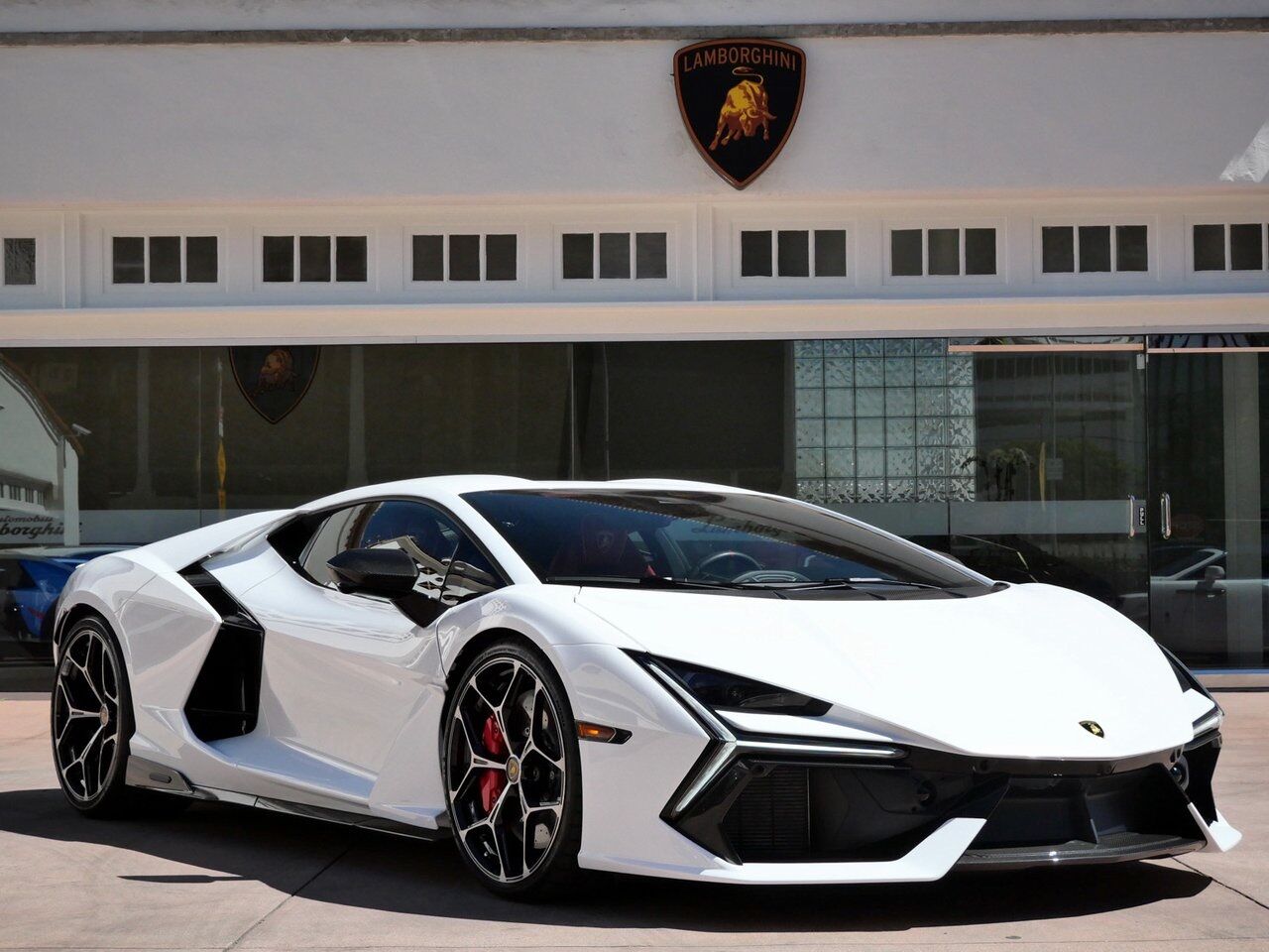 2024 Lamborghini Revuelto Base Base Lawrence KS