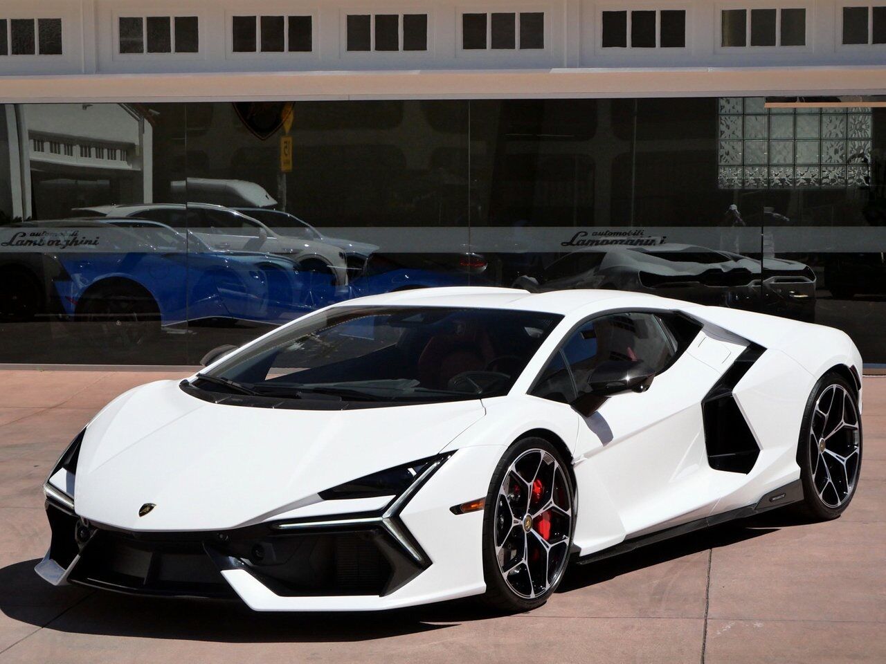 2024 Lamborghini Revuelto Base Base Lawrence KS