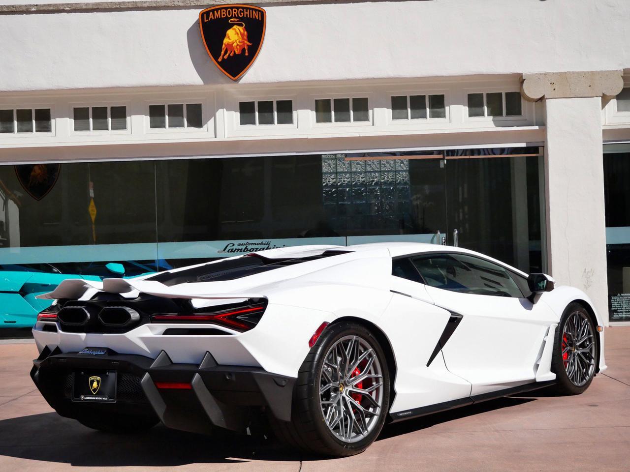2024 Lamborghini Revuelto Base Base Lawrence KS