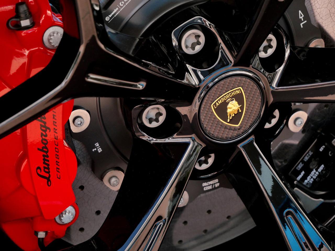 2024 Lamborghini Revuelto Base Base Lawrence KS