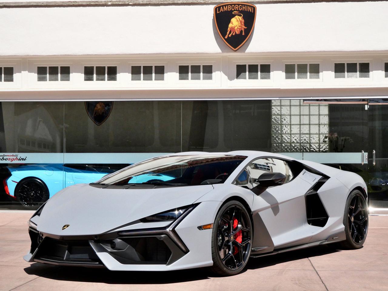 2024 Lamborghini Revuelto Base Base Lawrence KS