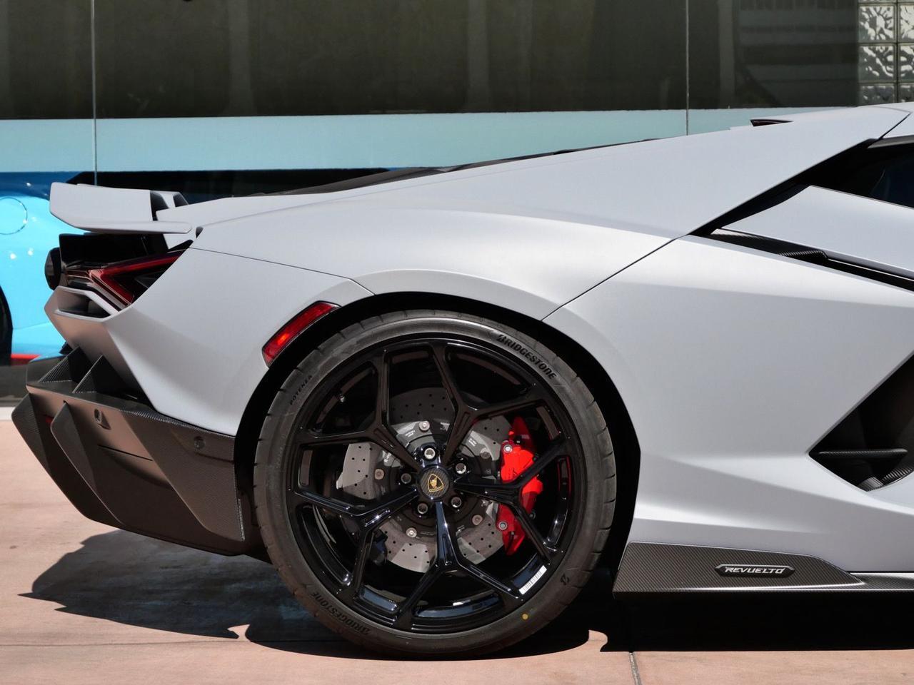 2024 Lamborghini Revuelto Base Base Lawrence KS