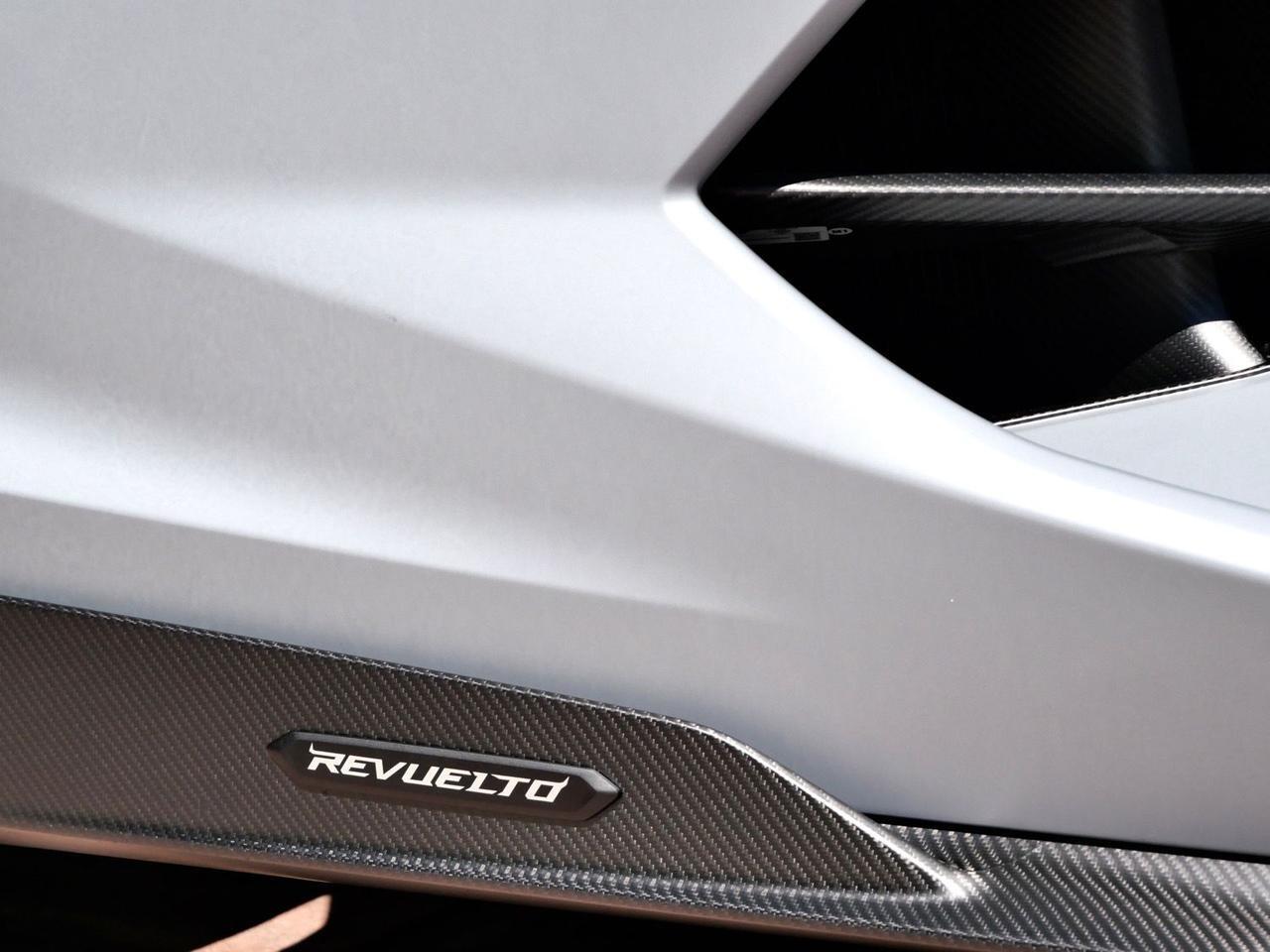 2024 Lamborghini Revuelto Base Base Lawrence KS