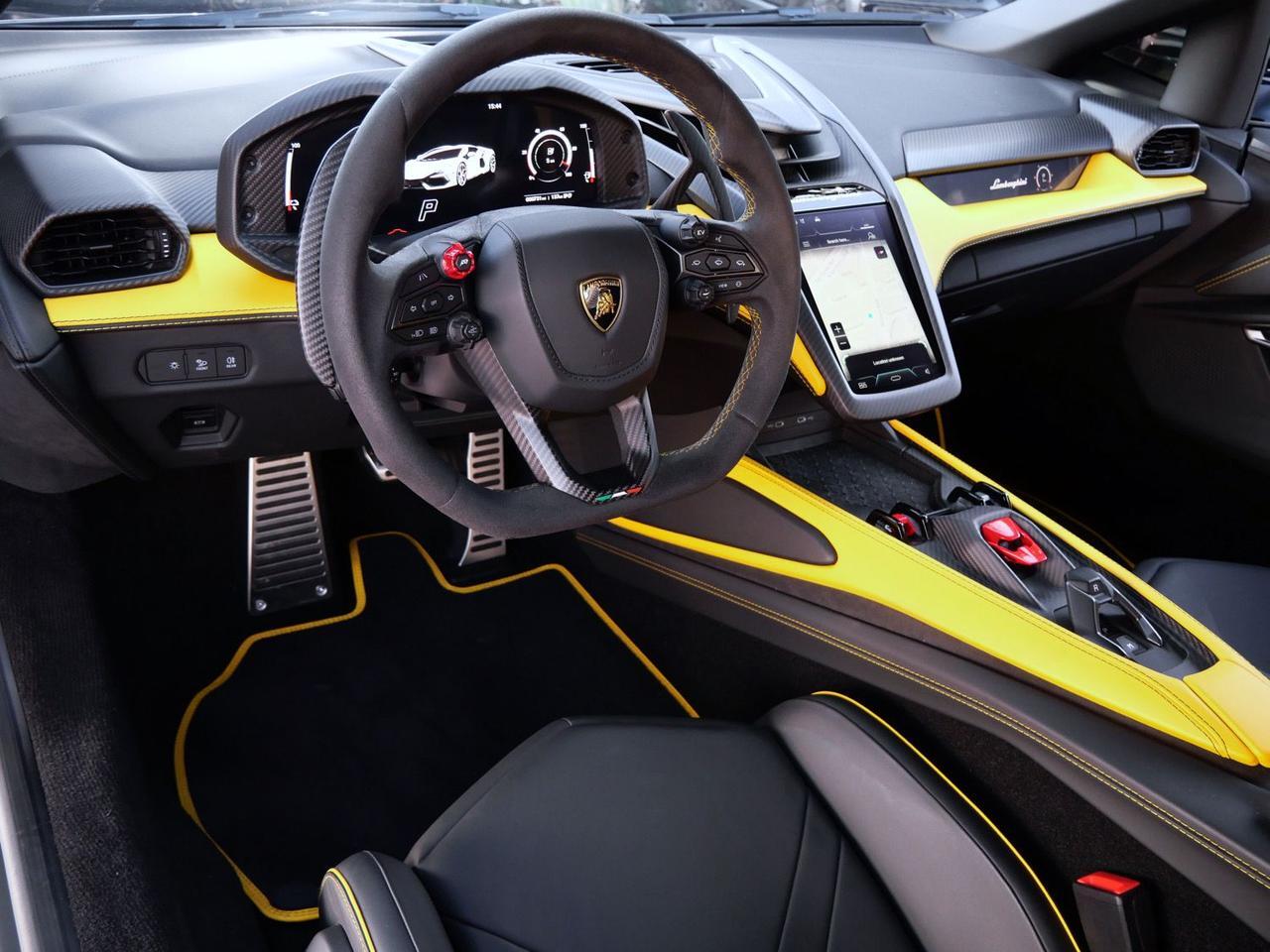 2024 Lamborghini Revuelto Base Base Lawrence KS