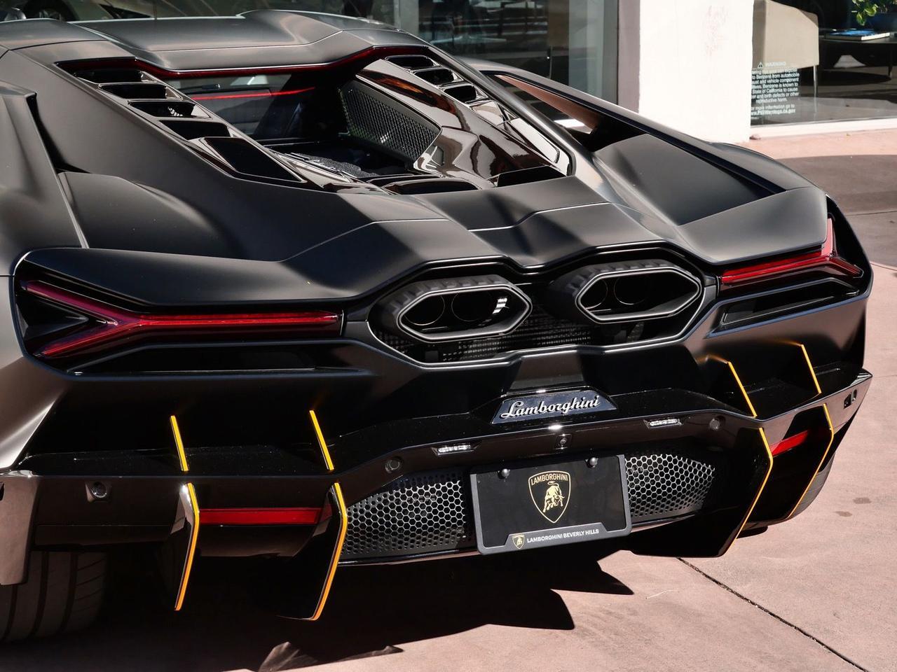 2024 Lamborghini Revuelto Base Base Lawrence KS