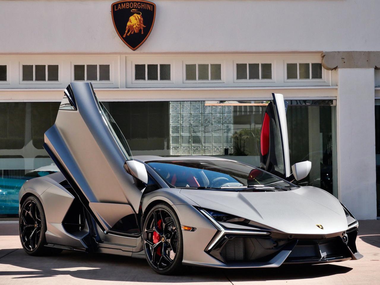 2024 Lamborghini Revuelto Base Base Lawrence KS