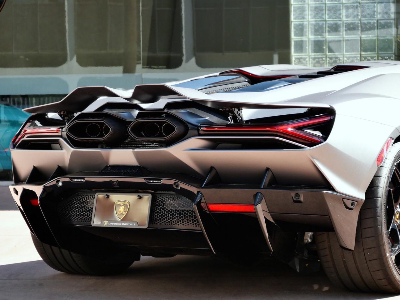 2024 Lamborghini Revuelto Base Base Lawrence KS