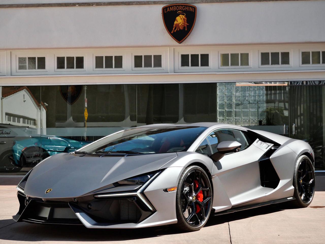 2024 Lamborghini Revuelto Base Base Lawrence KS